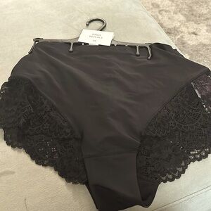 NWT High Waisted Shaping Women’s Underwear